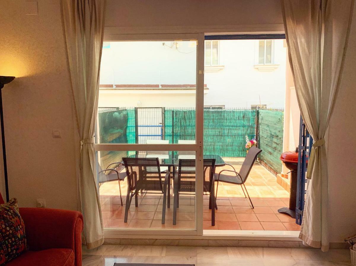 Fantastic 3-Bedroom Holiday Home Including Tennis And Pool Near Golf Course El Portil Exterior foto